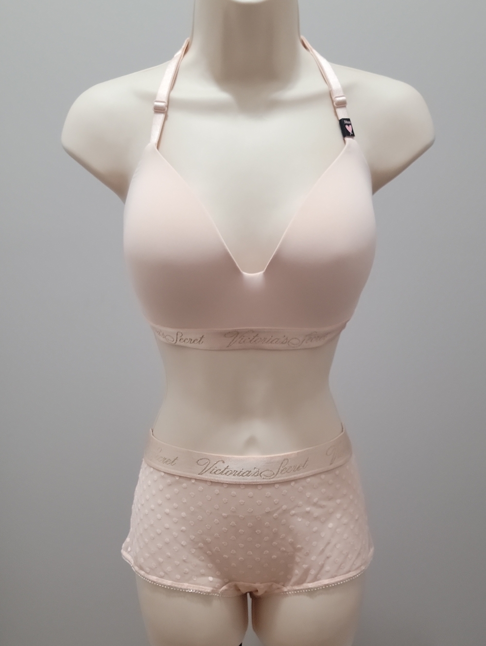 NWT Victoria's Secret Logo Set Light Pink Gin 34DD Bra Medium M Shortie Panty
